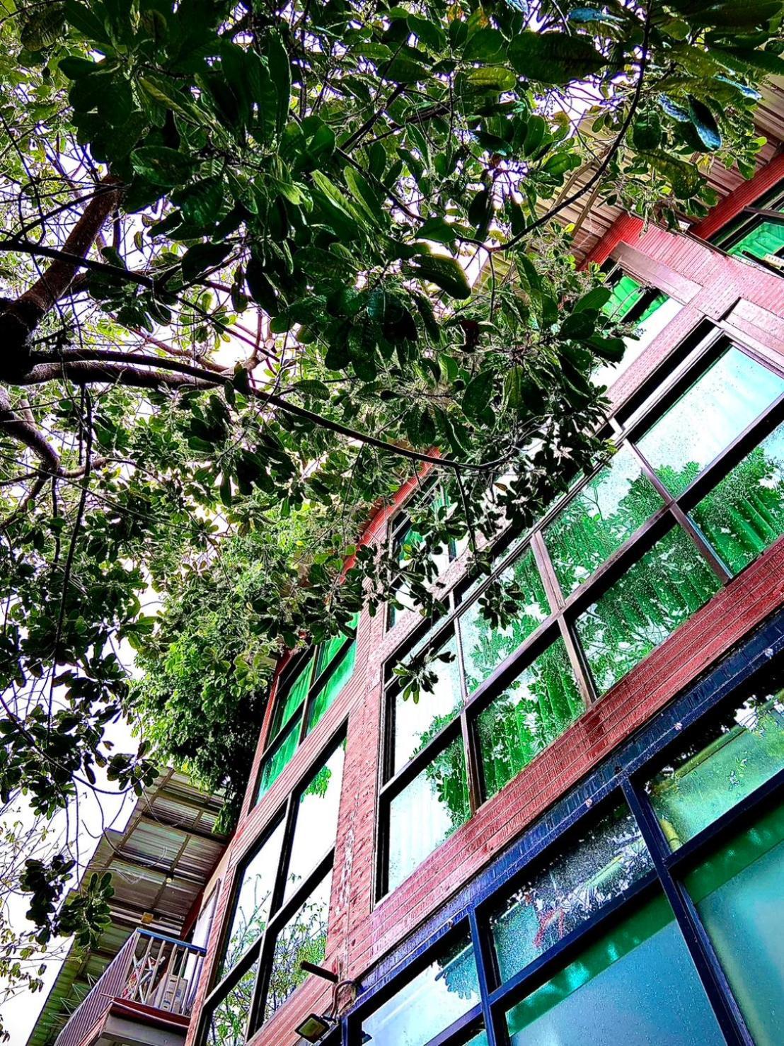 A Plus Deluxe Hotel Koh Lipe Exterior photo